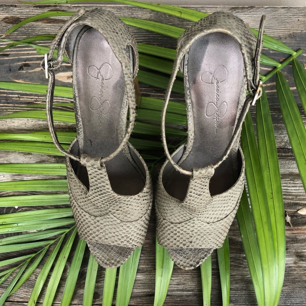 Faux Python Platforms - Picture 5 of 6